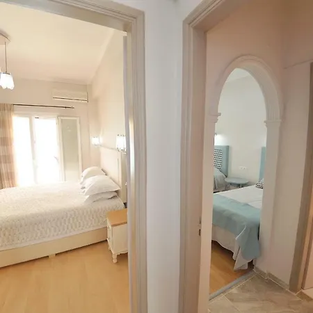 Tango On The Lägenhet Paleokastritsa