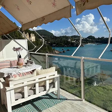 Daire Tango On The *